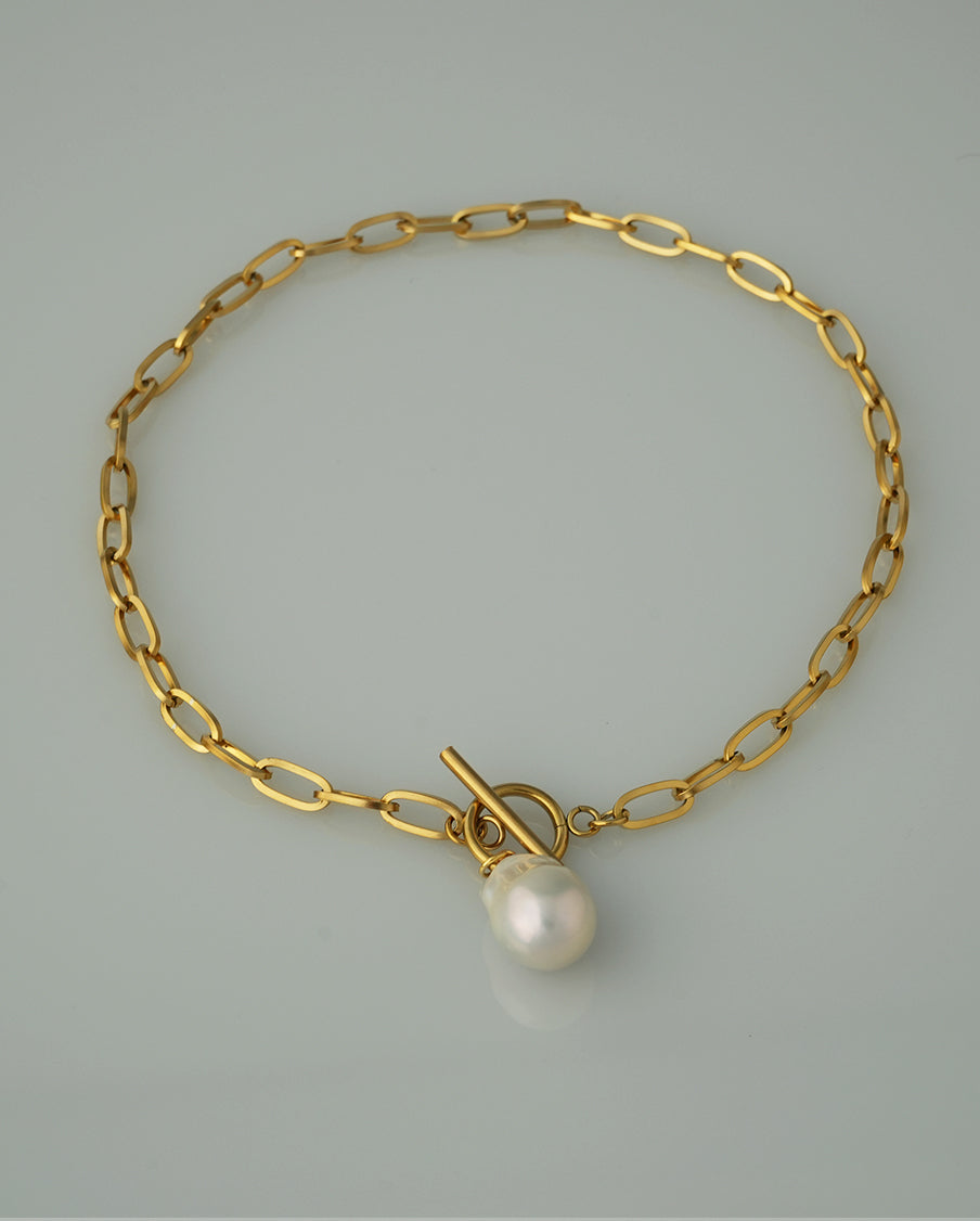Larica-Baroque Pearl Choker
