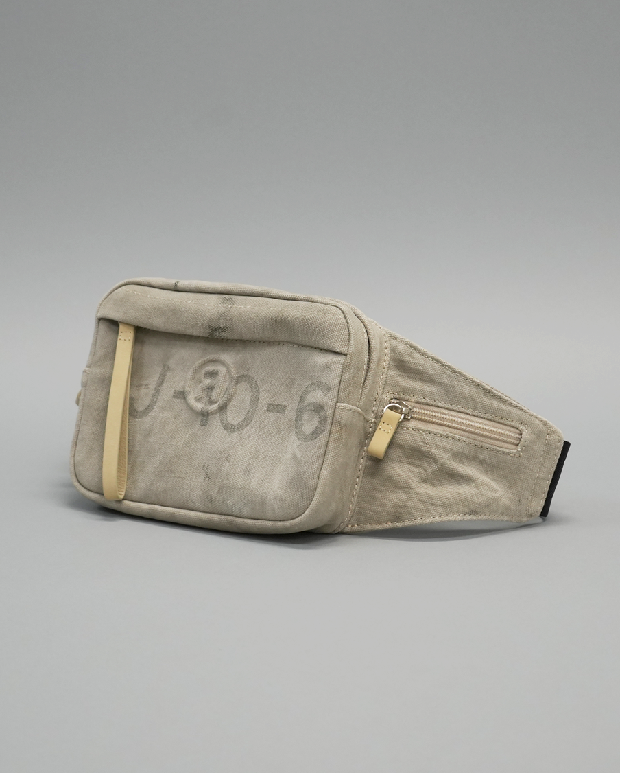 READYMADE-BODY POUCH-WHITE