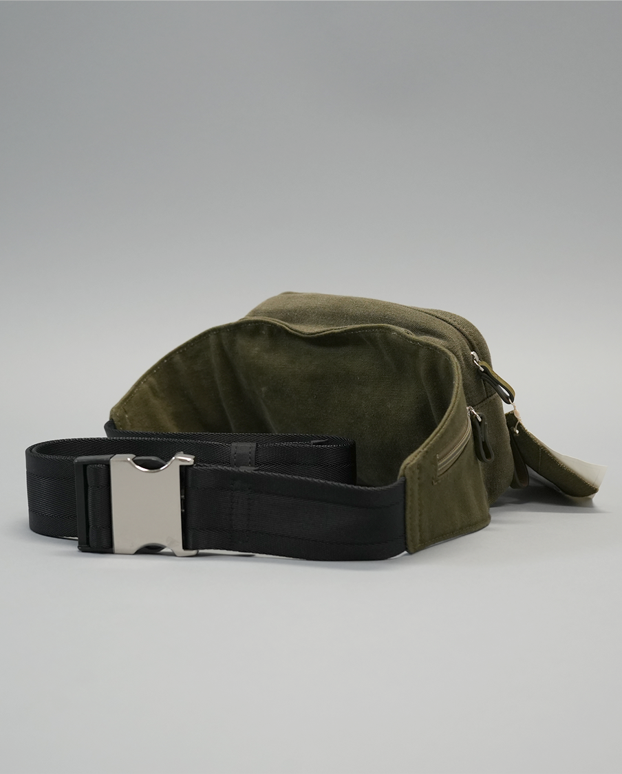 READYMADE-BODY POUCH-KHAKI – J LOS ANGELES​